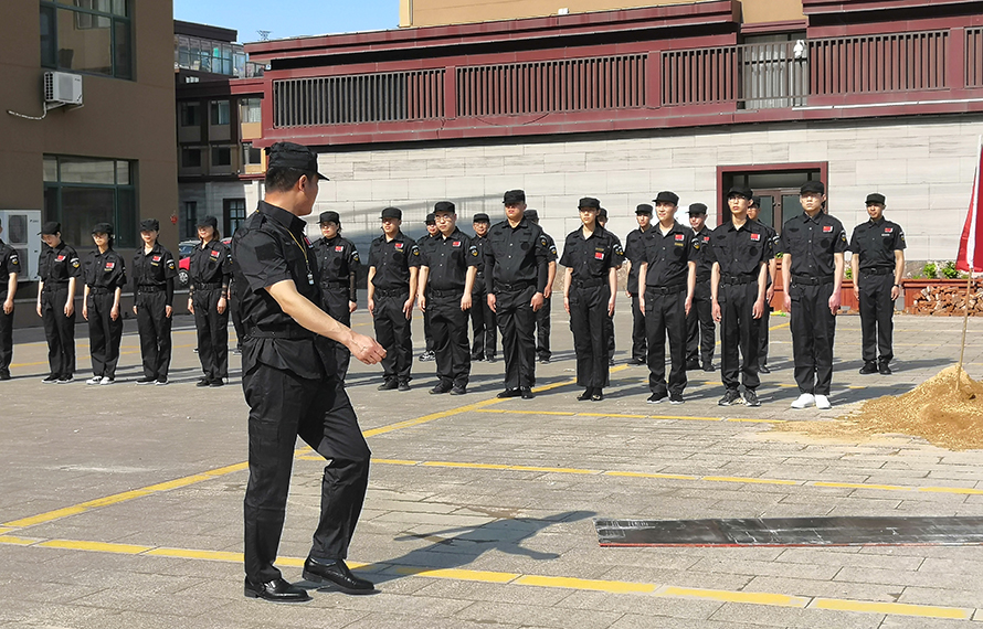 響應(yīng)集團(tuán)號召，尚美愛琴海酒店引入軍事化管理團(tuán)隊(duì)
